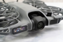 �i�f�B�[�W�F�C�A�C�jDJI Neo 2 �@�̒P��  NE2001