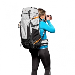 (ロープロ)Loweproフォトスポーツ PRO 70L AW III (S-M) LP37436-PWW