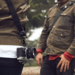 (�u���b�N���s�b�h�jBLACKRAPID �΂ߊ|�����ʃX�g���b�v �N���X�V���b�g �u���[�Y