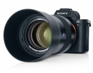 (�J�[���c�@�C�X) Carl Zeiss Batis 135mm F2.8 �y�\�j�[E�z