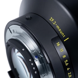 (�J�[���c�@�C�X) Carl Zeiss Otus 100mm F1.4 ZF �yNikon F�z