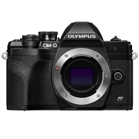 (IpX) OLYMPUS OM-D E-M10 MarkW {fB ubN