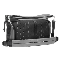  (�}���t���b�g) Manfrotto MB UC-M-12L UNCOVER ���b�Z���W���[ 12L