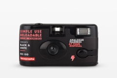 (ロモグラフィー) Lomography Simple Use Film Camera (再利用できるレンズ付フィルム) Black & White 27枚撮り